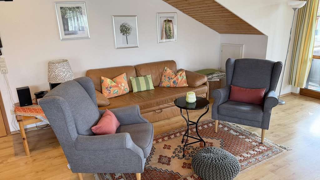 Immobilie in Höchenschwand - Wohnen & Vermieten: Wohnhaus mit Betreiberwohnung und 5 Ferienwohnungen in Höchenschwand! - Bild 3