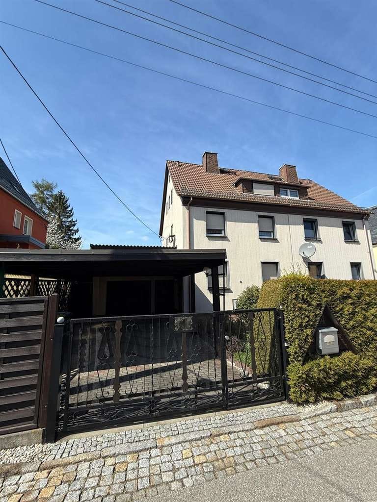 Immobilie in Hartmannsdorf - Doppelhaushälfte mit großer Garage, Carport, Wa, Du. und sonnigem Grundstück am Stadtrand - Bild 0
