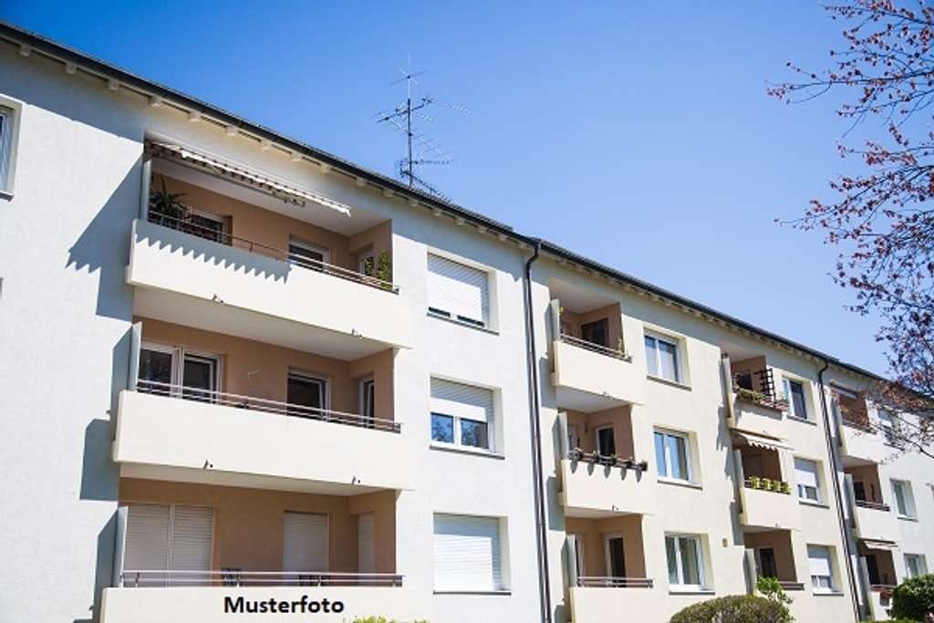 Immobilie in Recklinghausen - Mehrfamilienhaus mit Anbau (5 Wohnungen) - Bild 0