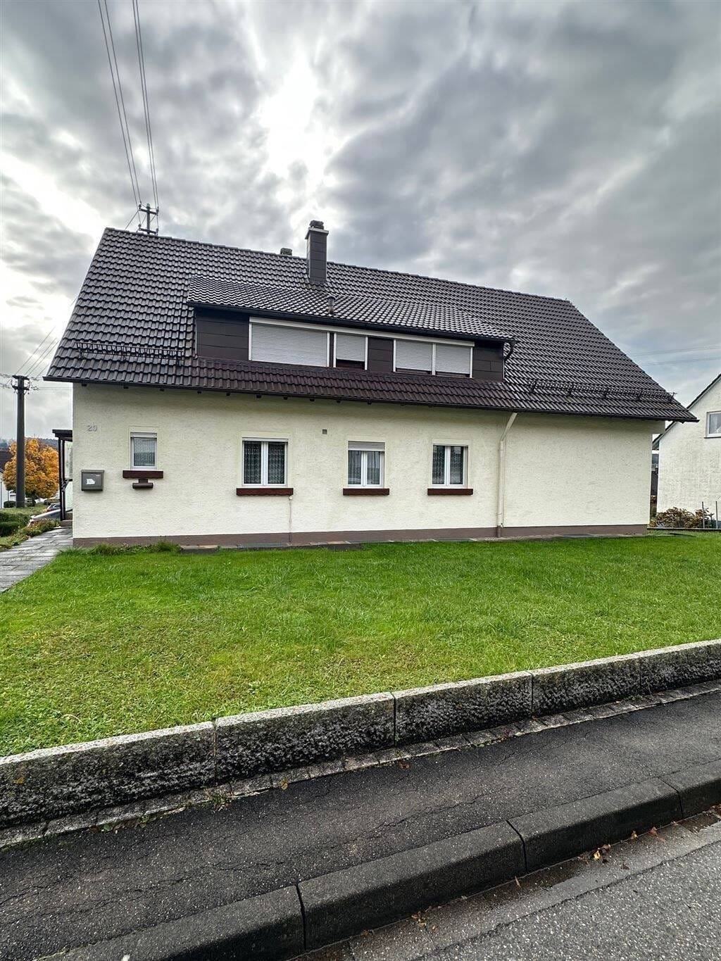 Immobilie in Deißlingen - Freistehendes ZFH in Ortsrandlage von Deißlingen-Lauffen - Bild 0