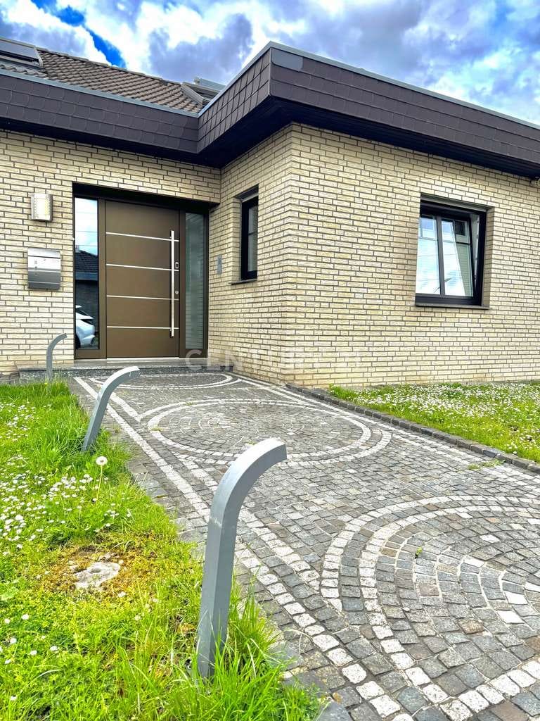 Immobilie in Aldenhoven - Bungalow mit Wohlfühl-Faktor + Top Lage in Aldenhoven + Energieklasse C - Bild 3