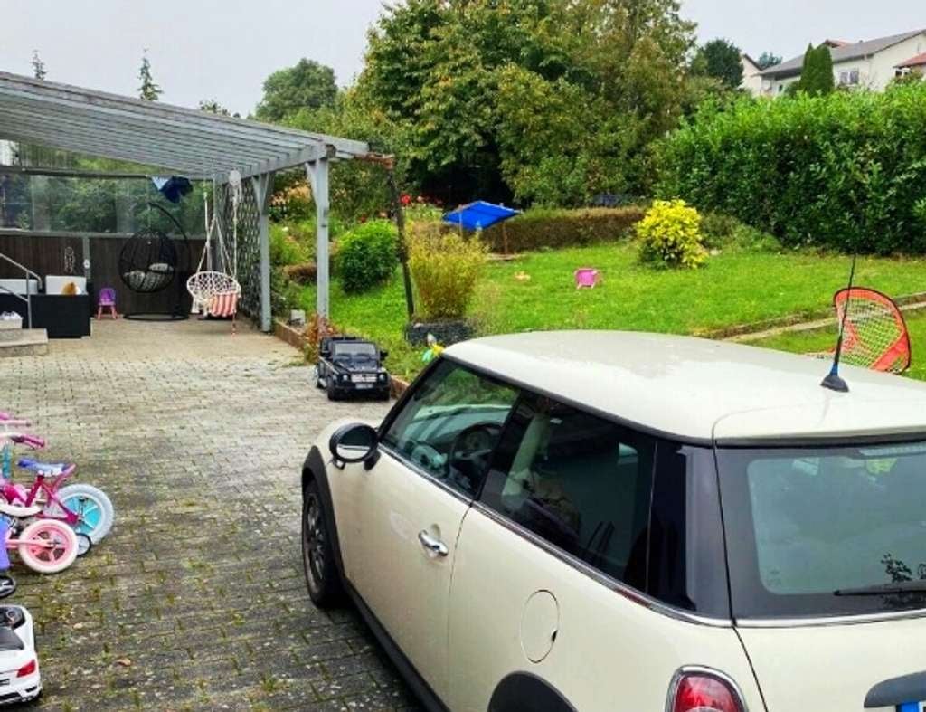 Immobilie in Krautheim - Schöne DHH mit Doppelgarage und großem Garten in Krautheim - Bild 2