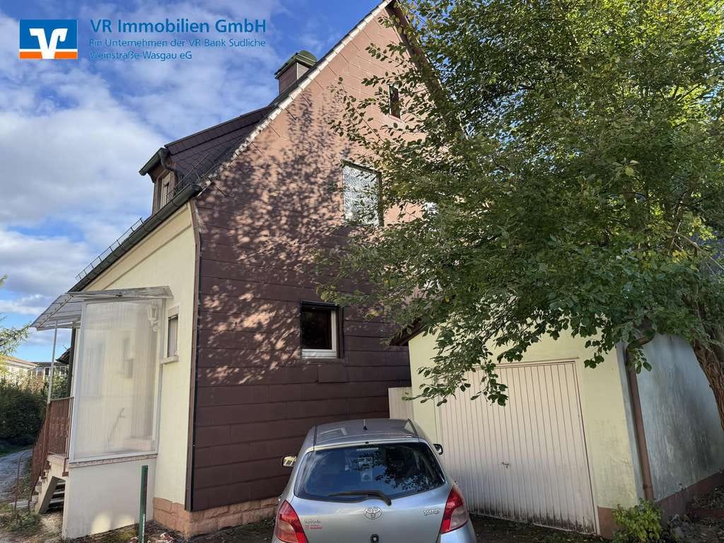 Immobilie in Hauenstein - Charmantes, älteres Einfamilienhaus mit Potenzial zur individuellen Gestaltung in attraktiver Lage - Bild 2