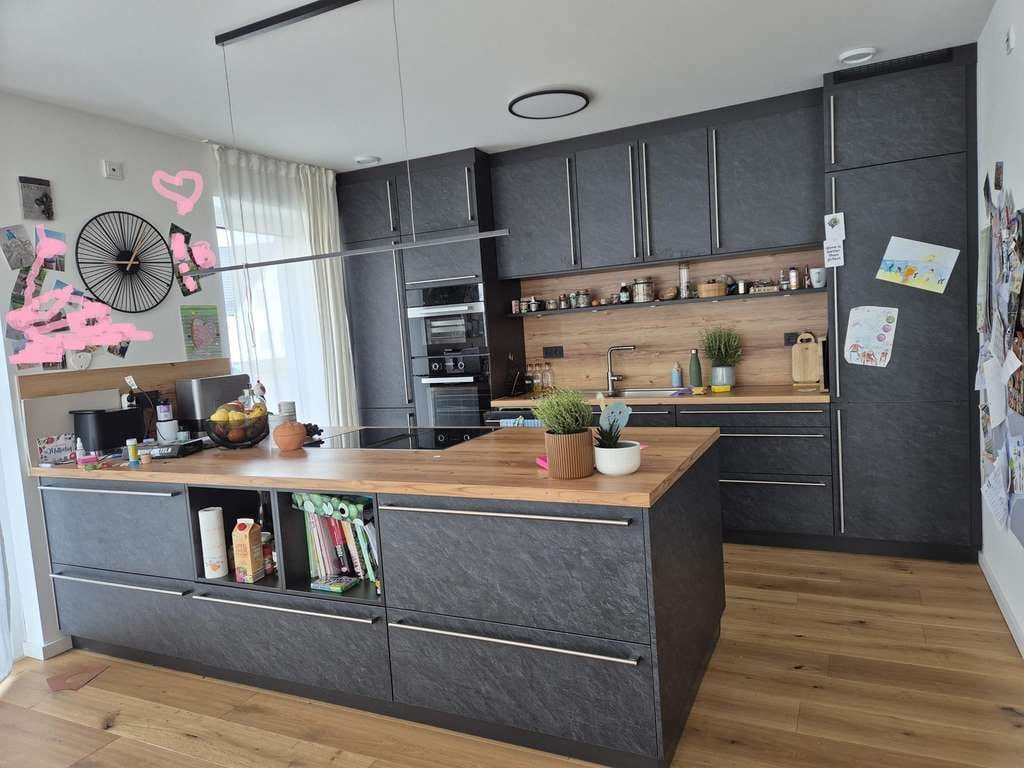 Immobilie in Waldenburg - Exklusives KFW 40+ Haus mit ELW, Smart Home und PV Anlage und Sauna - Bild 1
