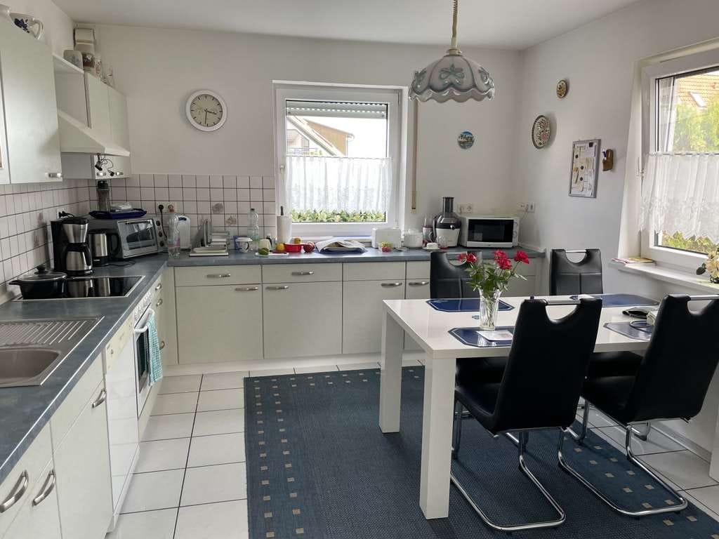 Immobilie in Dietenhofen - Großzügiges Zweifamilienhaus mit 250 m² Wohnfläche ! - Bild 3