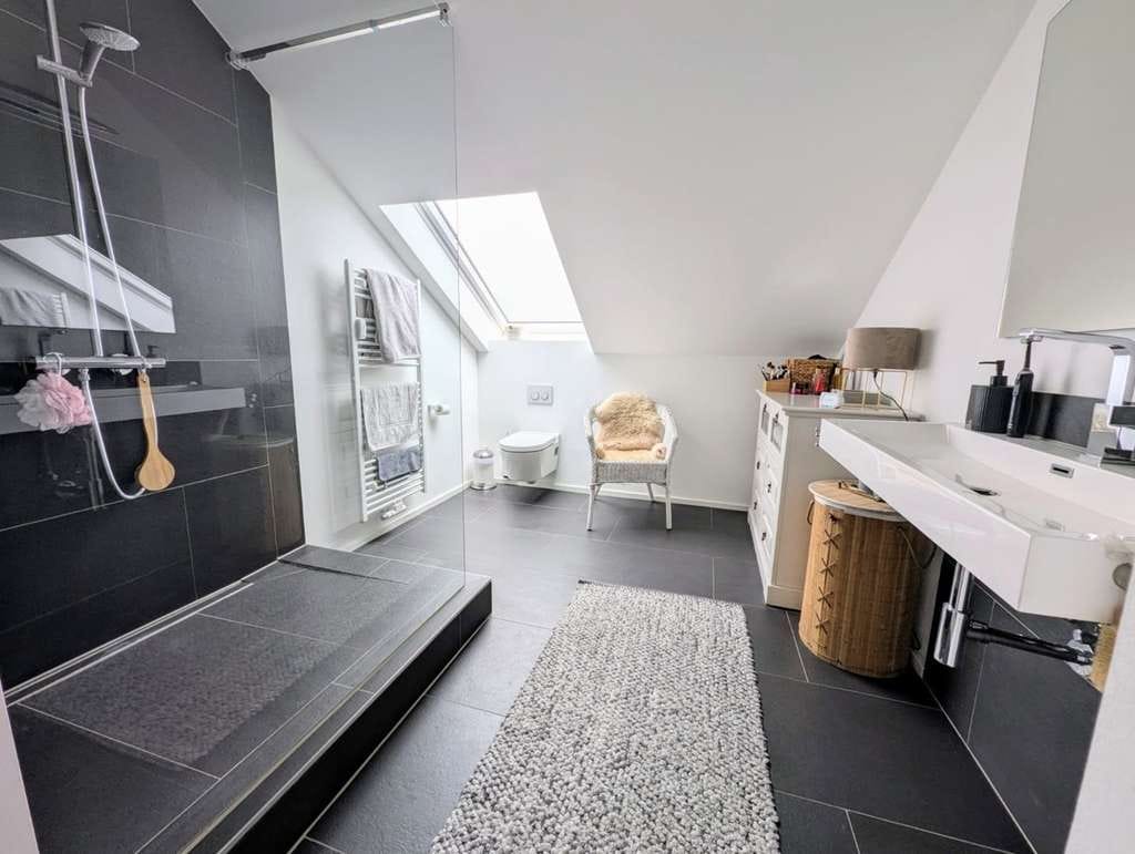 Immobilie in Detmold - Ein Haus mit Substanz und Stil – bereit für Ihre persönliche Handschrift - Bild 3
