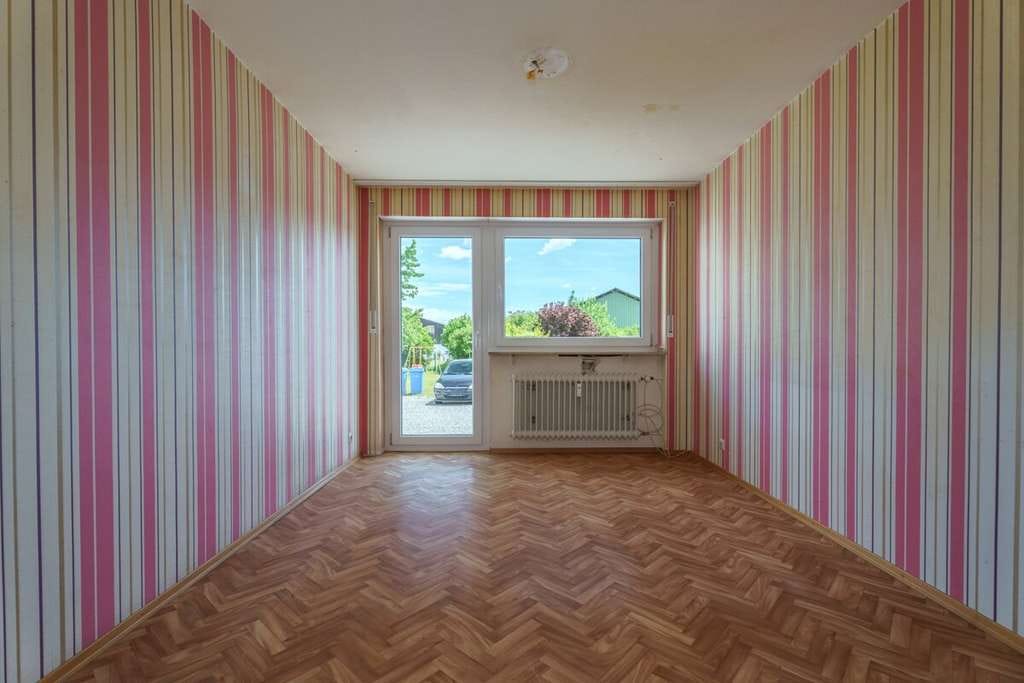 Immobilie in Volkertshausen - Viel Platz für neue Wohnideen - Großzügige Erdgeschosswohnung - Bild 3