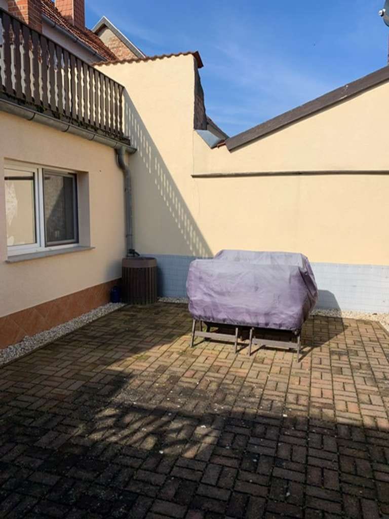 Immobilie in Artern - Einfamilienreihenhaus mit Anbau (Stadthaus) in ruhiger Lage von Artern - Bild 3
