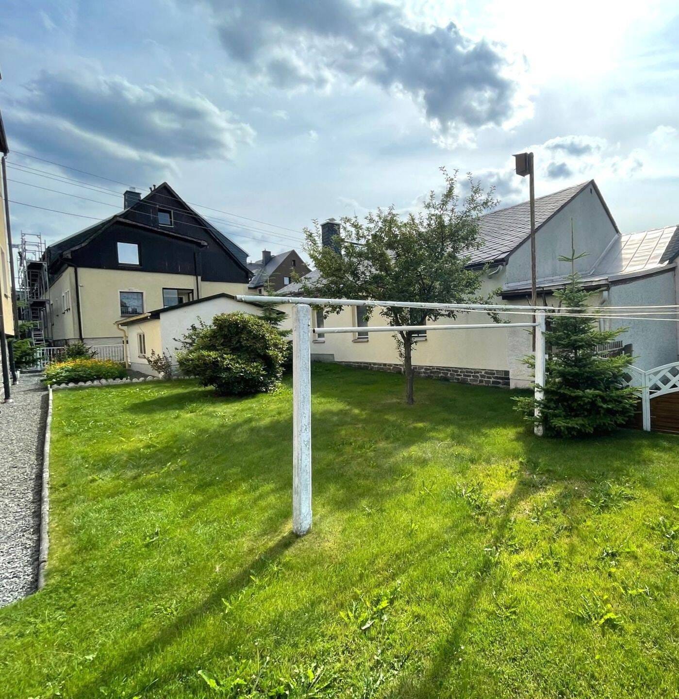Immobilie in Sehmatal - „Platz für zwei Familien + Ausbaureserve – Ihr Wohntraum im Herzen des Erzgebirges!“ - Bild 2