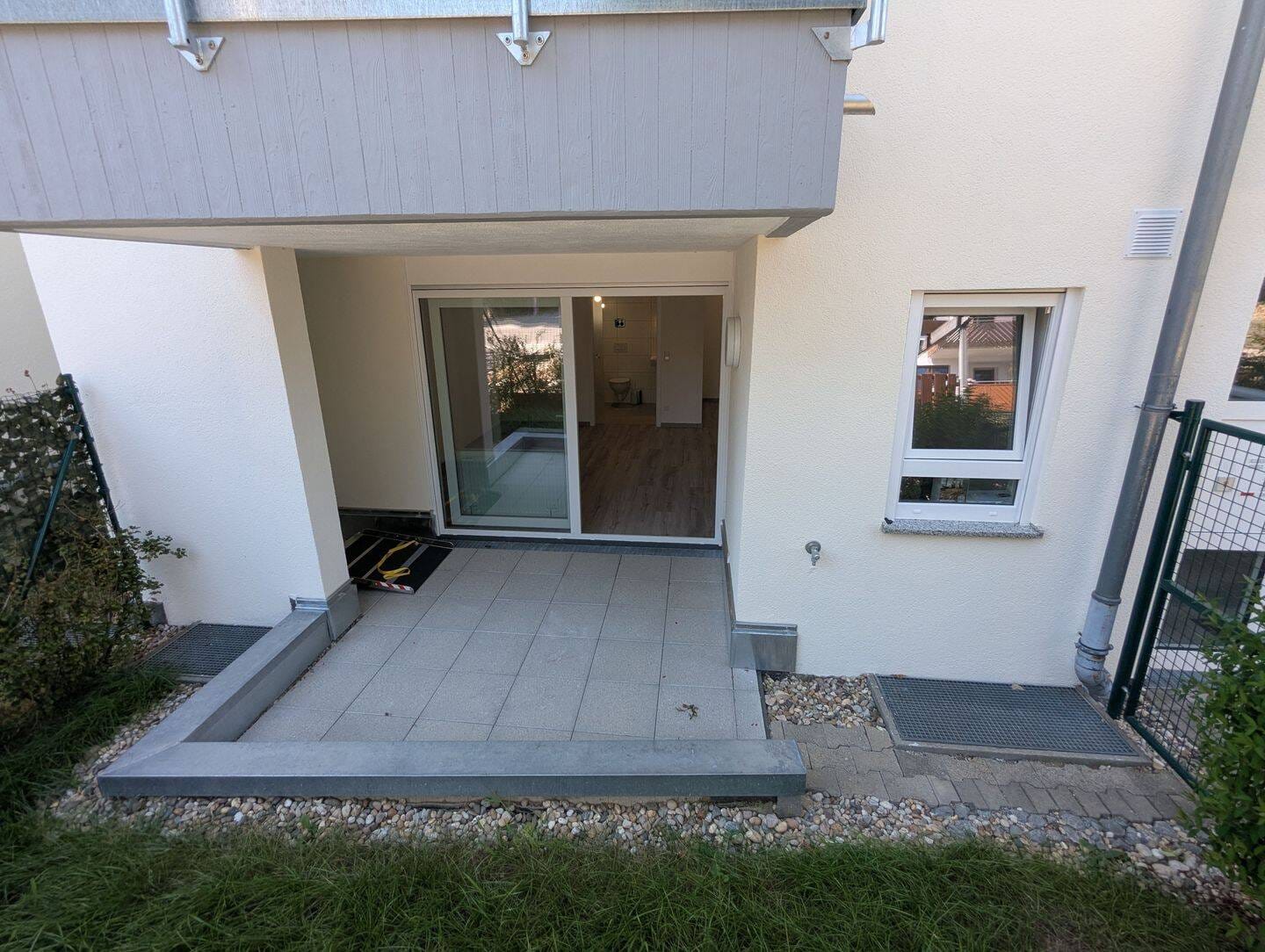 Immobilie in Markgröningen - Ruhig wohnen am Feldrand – barrierearme Erdgeschosswohnung mit Terrasse & Garten - Bild 2