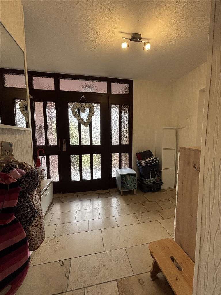 Immobilie in Neckarwestheim - VBU Immobilien - Wohn(t)raum für eine Familie! - Bild 3