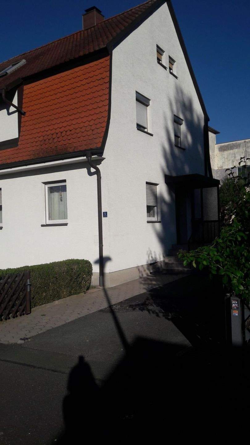 Immobilie in Creußen - Doppelhaushälfte in Creußen zu verkaufen - Bild 0