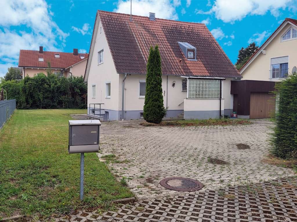 Immobilie in Baar-Ebenhausen - Tolles Grundstück mit Einfamilienhaus als Altbestand in Baar-Ebenhausen (Ebenhausen) - Bild 0