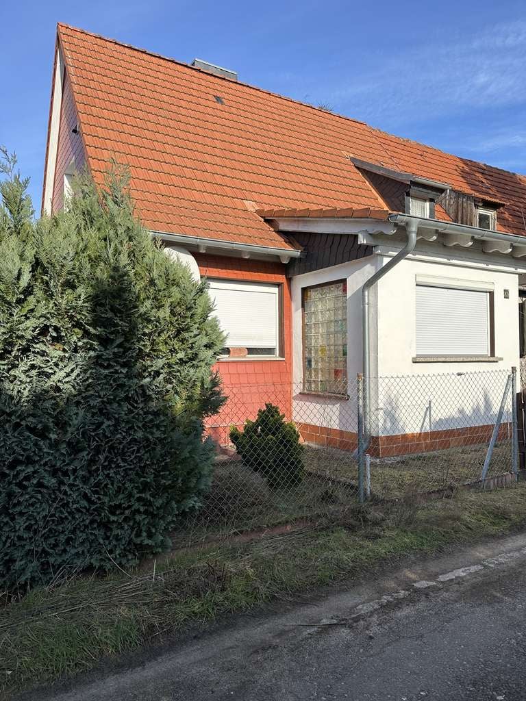 Immobilie in Gardelegen - ➡️ Verwirklichen Sie sich in dieser Doppelhaushälfte! ⬅️ - Bild 2