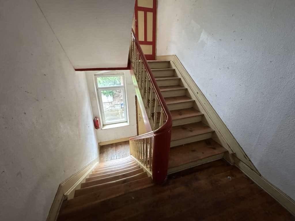 Immobilie in Pirmasens - Eigentumswohnung 2 ZKB ca. 62m² im 3.OG in Pirmasens zu Verkaufen (Renovierungsbedürftig) - Bild 1