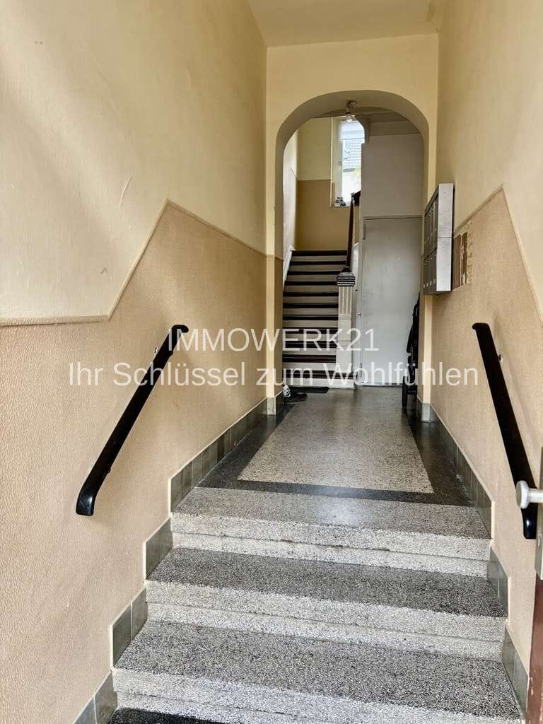 Immobilie in Euskirchen - 2 Wohnungen, 1 Preis! - Top Kapitalanlage! -Zentrale Lage/Euskirchen/Renoviert und Erstbezug! - Bild 4