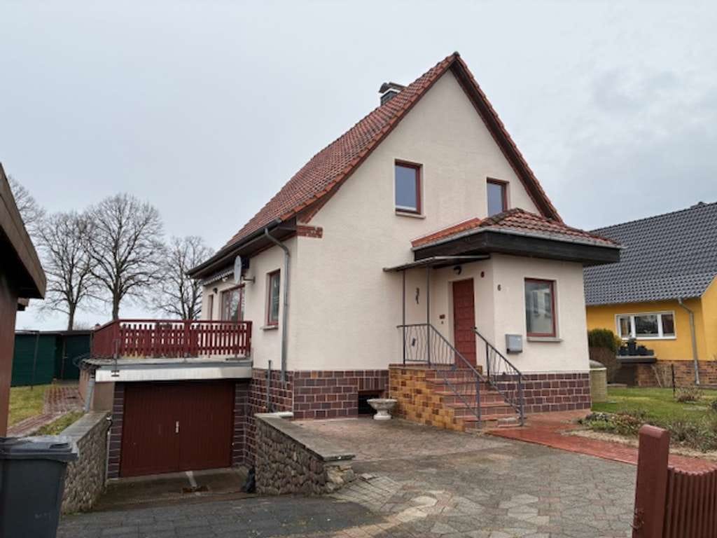 Immobilie in Königsfeld - Voll unterkellertes Einfamilienhaus mit Kamin, in ruhiger Lage von Rehna - Bild 0