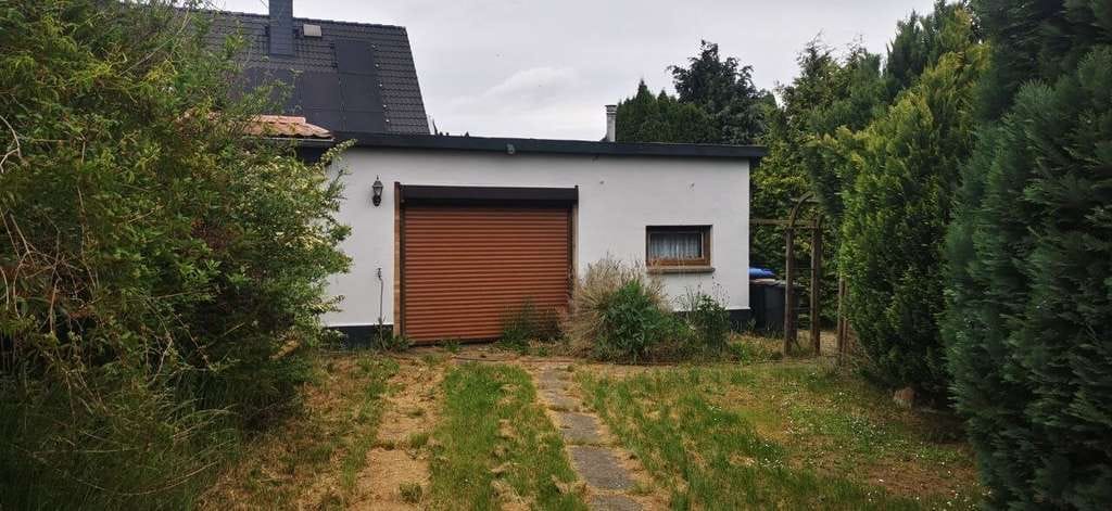 Immobilie in Barleben - ...kleines Häuschen mit Potential auf großem Grundstück!!! - Bild 1