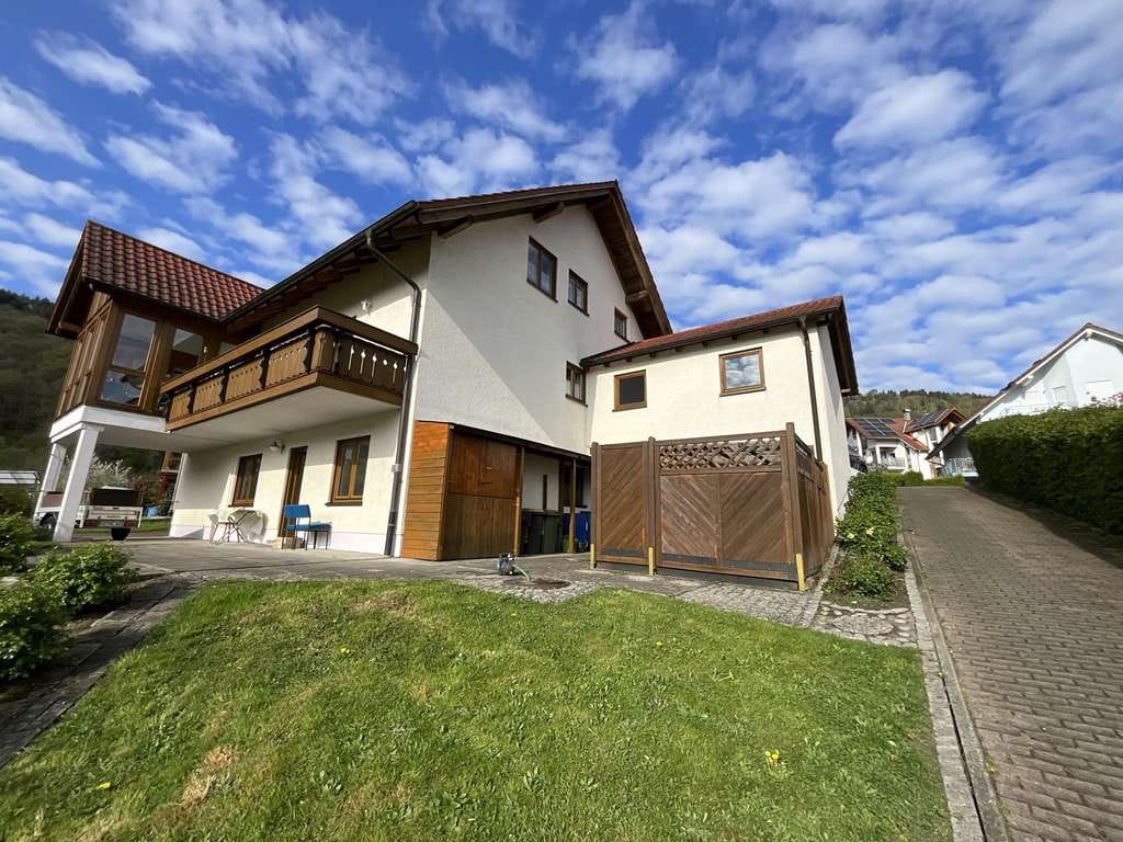 Immobilie in Weisenbach - Tolles Einfamilienhaus mit Einliegerwohnung in ruhiger Lage von Weisenbach - Bild 4