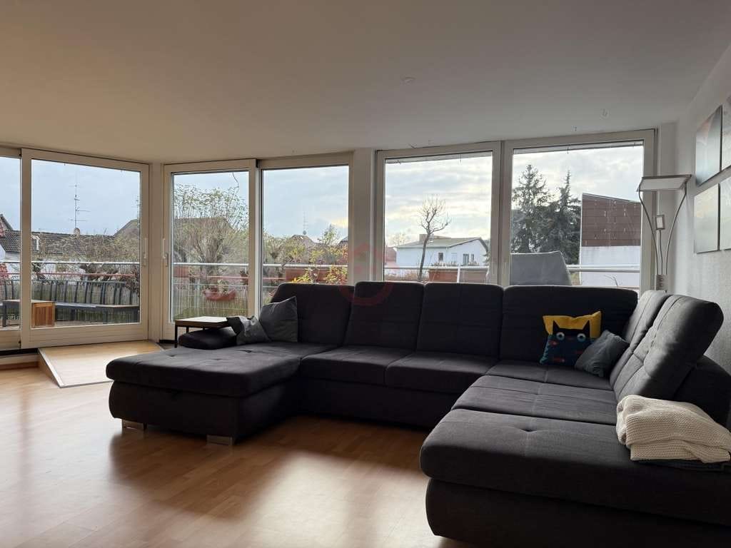 Immobilie in Wettenberg - Großzügige und lichtdurchflutete 3-Zimmer-Wohnung mit Balkonterrassen in Wettenberg - Bild 1