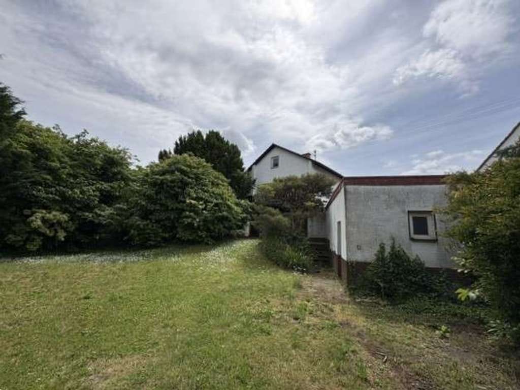 Immobilie in Neuhofen - Repräsentatives Einfamilienhaus mit Potential - Bild 3