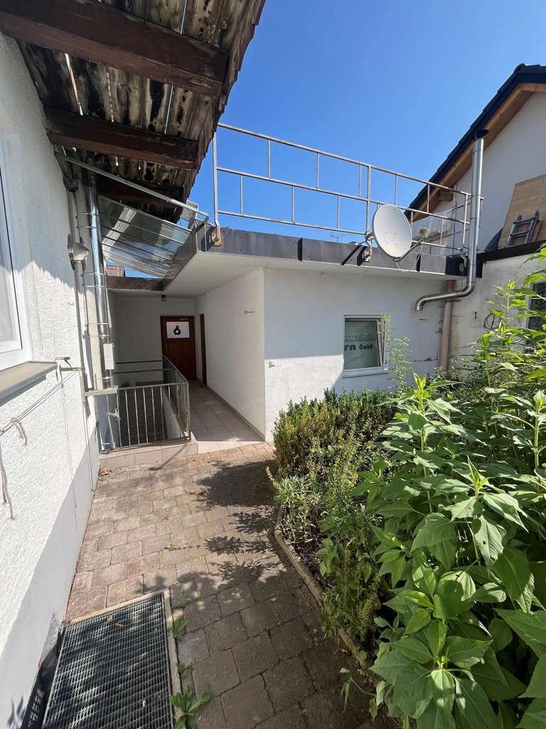 Immobilie in Marktoberdorf - IDEAL FÜR HANDWERKER!!! 1-2 Familienhaus in Marktoberdorf-Geisenried - Bild 1