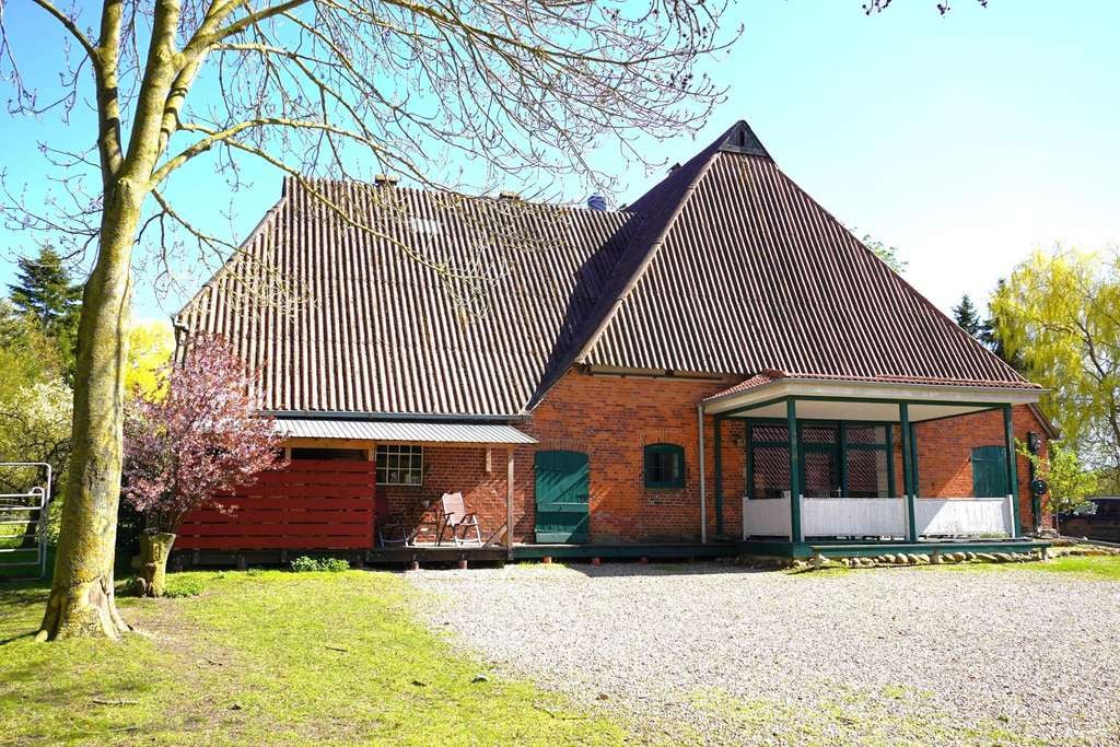 Immobilie in Lensahn - Attraktiver Resthof / Reiterhof  mit ca. 18.700 m² Grundstück - Bild 3