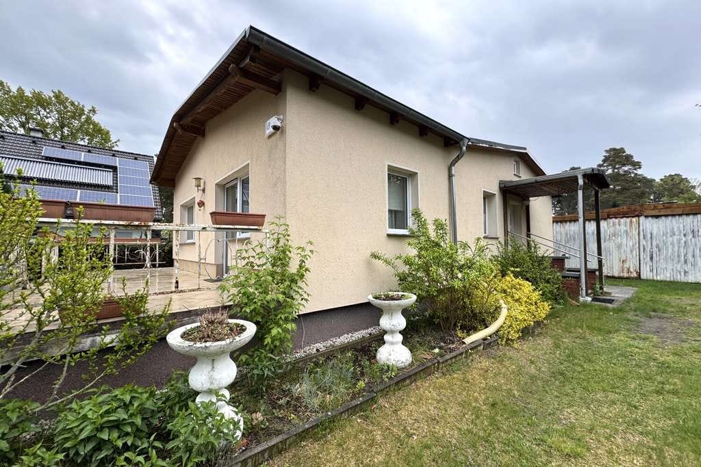 Immobilie in Schönermark - Wohnen in Seenähe mit Entwicklungspotenzial - Bild 1