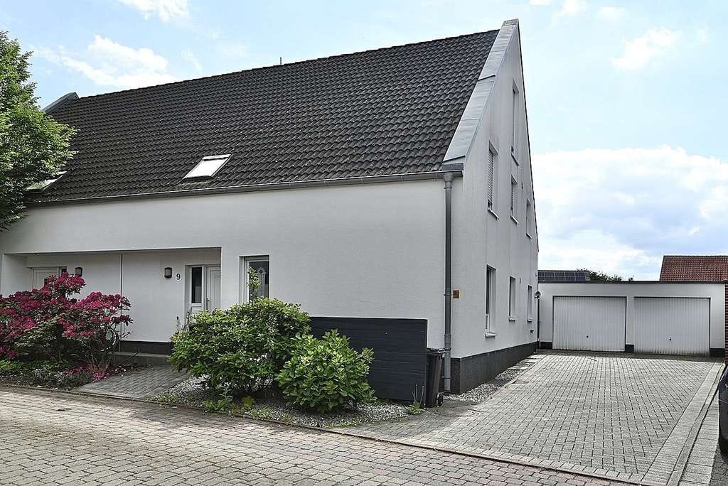 Immobilie in Olfen - Olfen: Hochwertiges Mehrfamilienhaus 4 Wohnungen 4 Garagen als gute Kapitalanlage zu verkaufen! - Bild 1