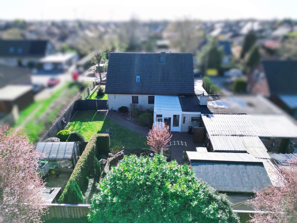 Immobilie in Surwold - * Familienidylle mit Sauna, Sommergarten & liebevoll angelegtem Traumgrundstück * - Bild 3