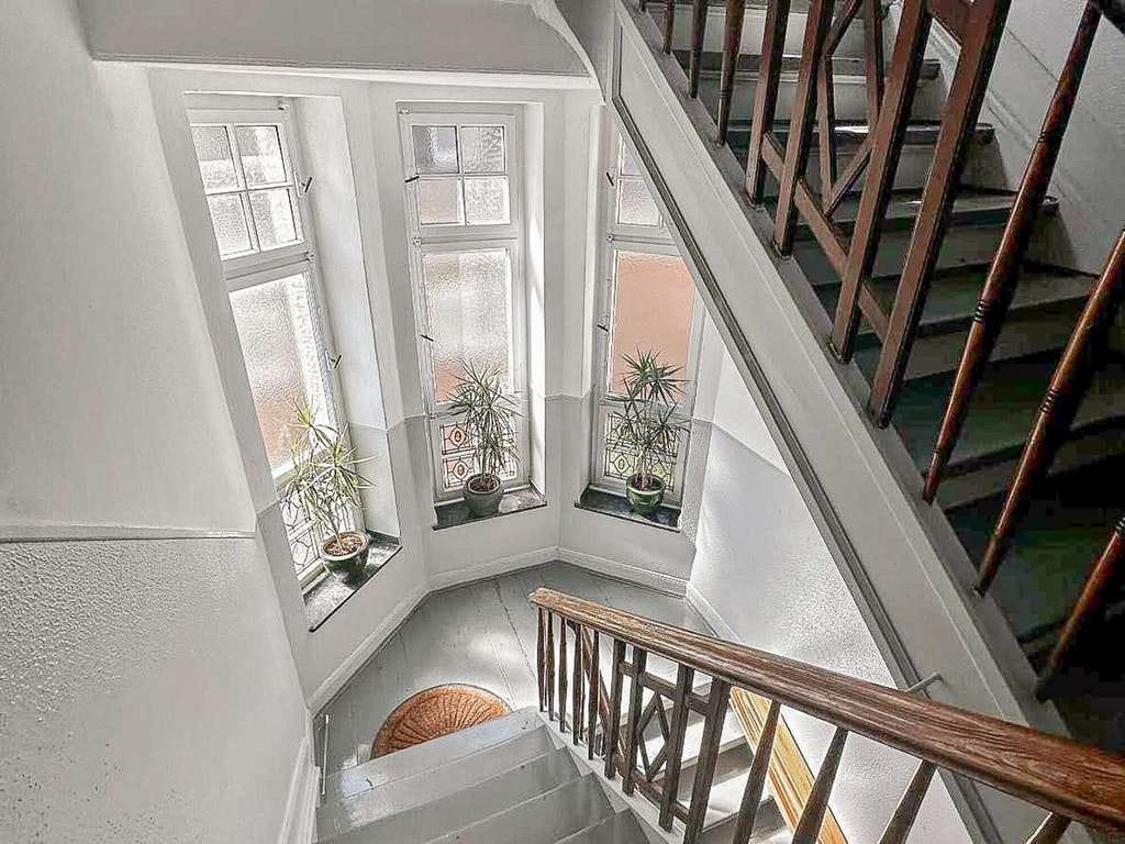 Immobilie in Recklinghausen - Zwei renovierungsbedürftige Dachgeschosswohnungen im Doppelpack mit Potenzial - Bild 1