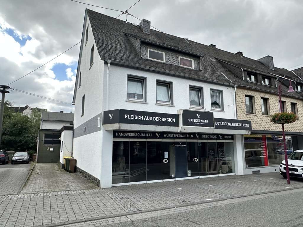 Immobilie in Westerburg - Wohn- und Geschäftshaus mit ehemaliger Metzgerei - Attraktive Investitionsmöglichkeit - Bild 1