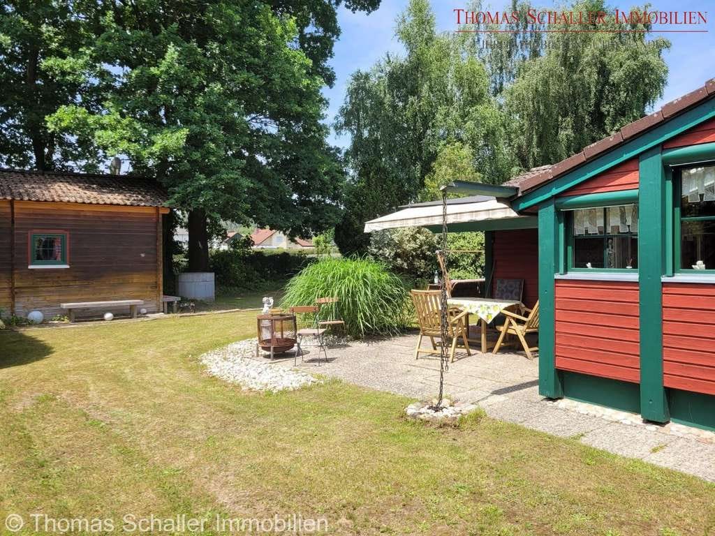 Immobilie in Schwanstetten - Charmantes Holzhaus mit Einliegerwohnung in ruhiger Lage - Bild 2
