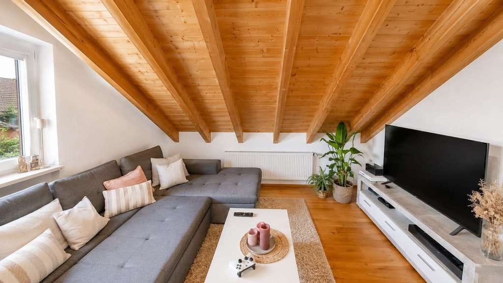 Immobilie in Eichenzell - Maisonette-Wohnung mit Studio in Eichenzell – Zuhause mit Charakter, Kapitalanlage mit 4,4% Rendite! - Bild 0