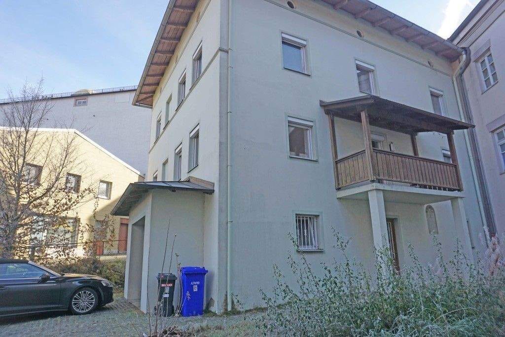 Immobilie in Neuötting - Wohnhaus für Liebhaber älterer Häuser - Bild 2