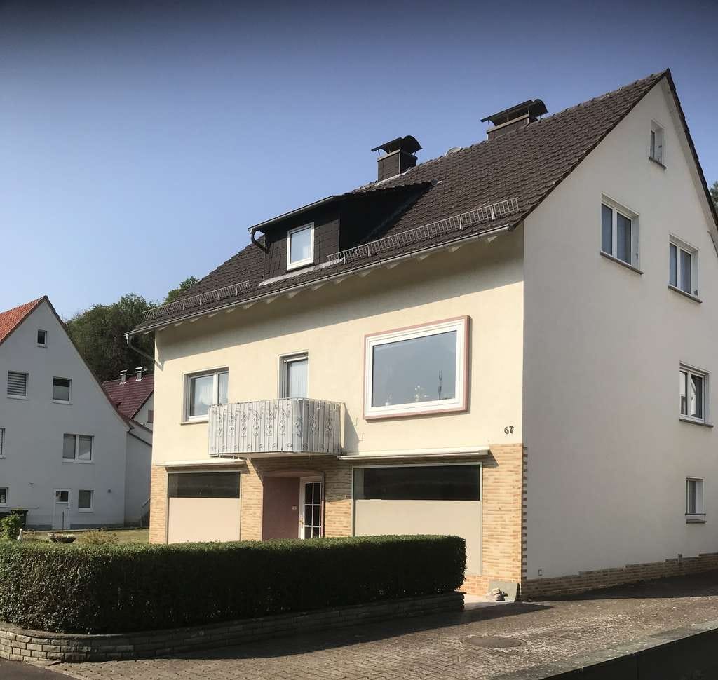 Immobilie in Ringgau - Reichlich Entfaltungsmöglichkeit: 1-2 Familienhaus mit Gewerbefläche, u. Nebengebäude mit viel Platz - Bild 0