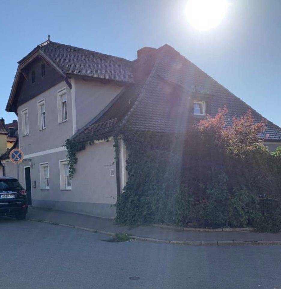 Immobilie in Schwandorf - Einfamilienhaus zu verkaufen - Bild 1