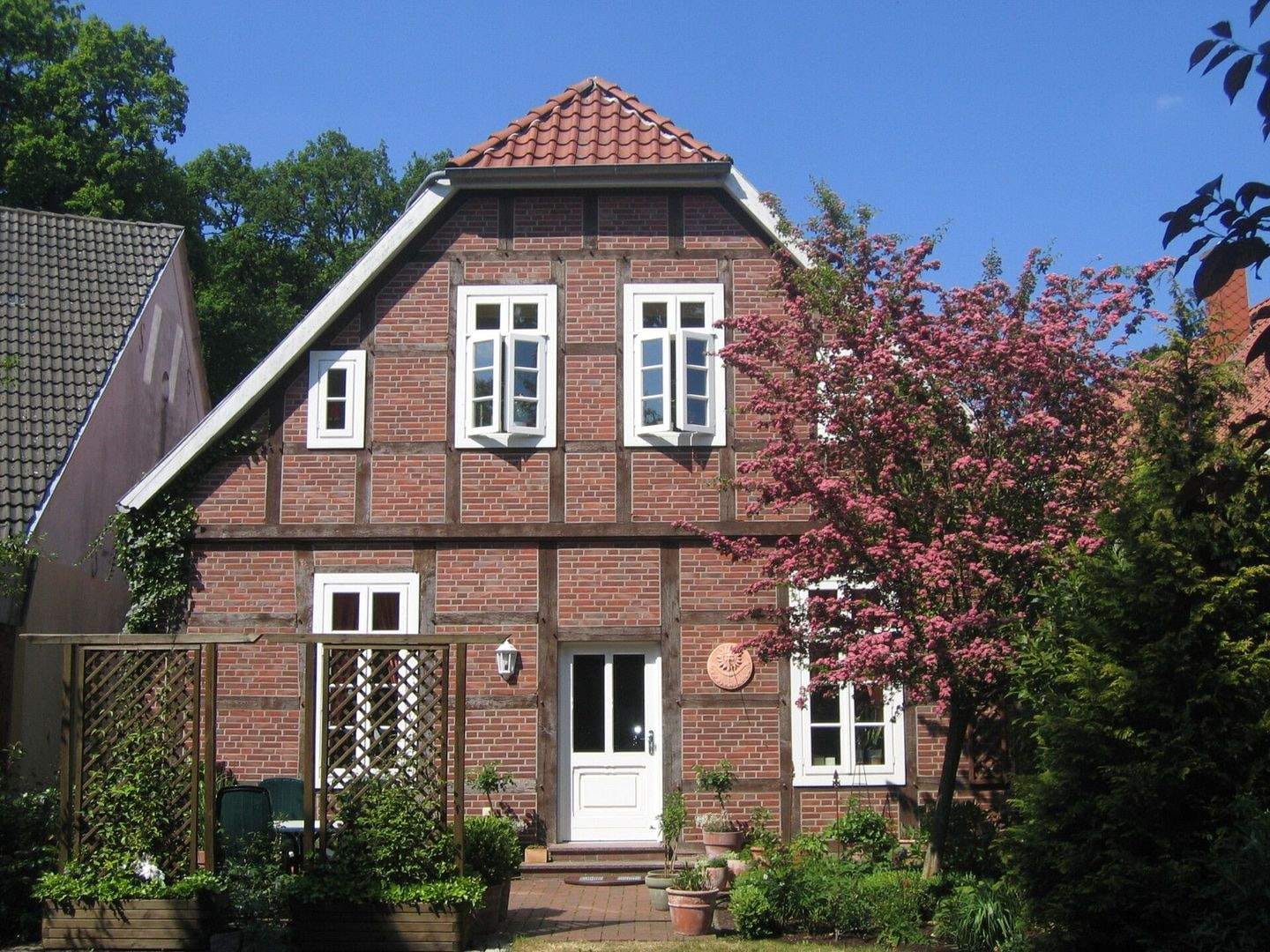Immobilie in Steinfeld - Idyllisches Zweifamilienhaus in zentraler Lage - denkmalgeschützt und vermietet! - Bild 1
