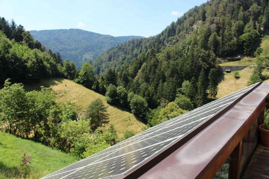 Immobilie in Gütenbach - Wohnen, wo andere Urlaub machen - Einfamilienhaus in traumhafter Schwarzwaldlage. - Bild 2
