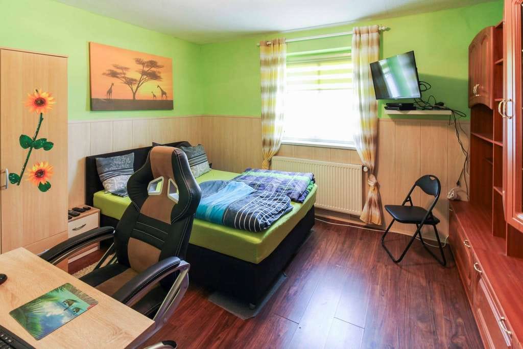 Immobilie in Spantekow - Gestaltungspotenzial in grüner Lage: Realisieren Sie selbst Ihr Zuhause nach eigenen Vorstellungen - Bild 4