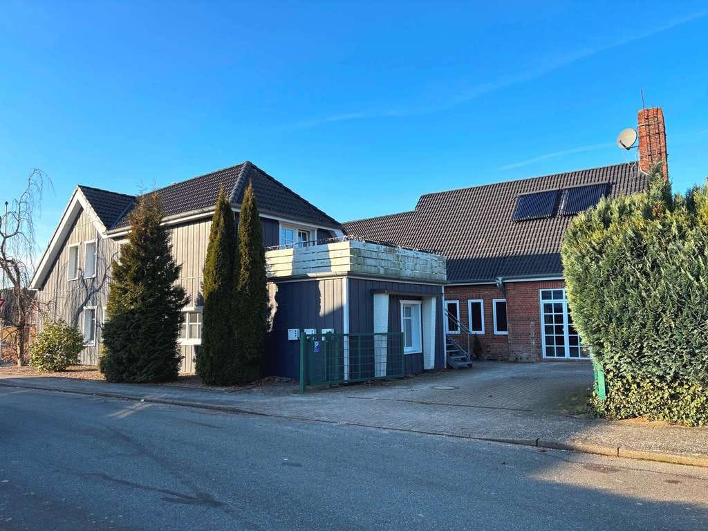 Immobilie in Schacht-Audorf - Komplett saniertes Anlageobjekt mit 5 Einheiten mit weiterem Entwicklungspotenzial in Schacht-Audorf - Bild 3