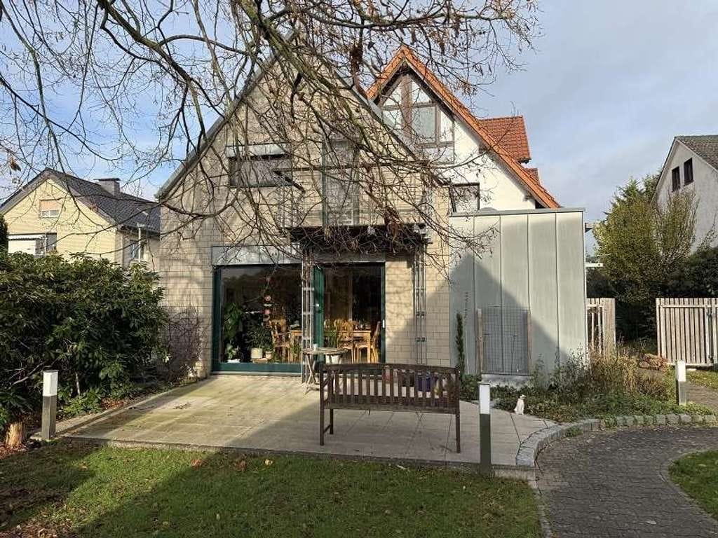 Immobilie in Hövelhof - Mehrfamilienhaus auf großem Grundstück in zentraler Lage von Hövelhof - Bild 4