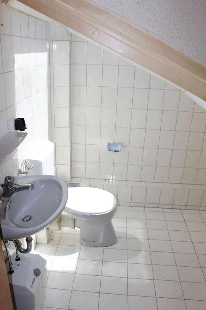 Immobilie in Abtsteinach - Appartement im DG mit Ausblick - Bild 1