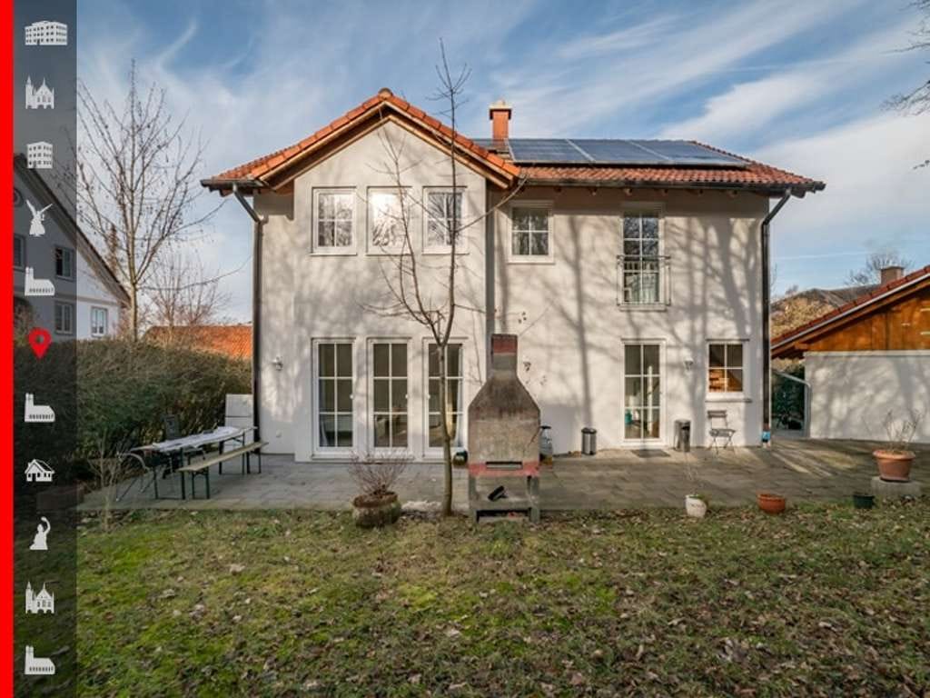 Immobilie in Buch am Buchrain - Charmantes Zweifamilienhaus mit großem Potenzial - Bild 0