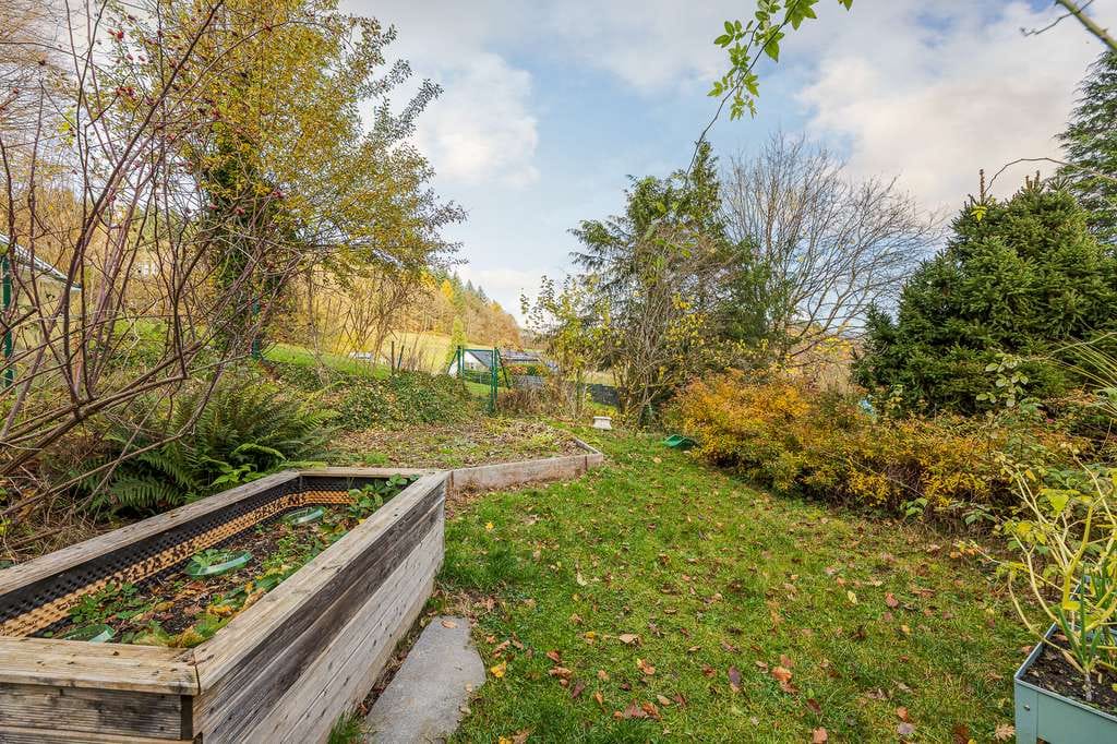 Immobilie in Heiligkreuzsteinach - Charmantes Einfamilienhaus mit Einliegerwohnung- naturnahes Wohnen in ruhiger Hanglage - Bild 2