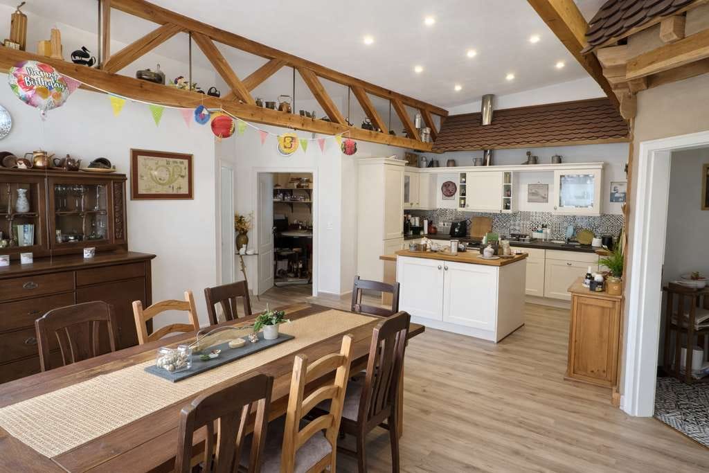 Immobilie in Gundersheim - Anwesen am Feldrand mit Weinbergblick, Einliegerwohnung, PV-Anlage und großem Entwicklungspotenzial - Bild 4