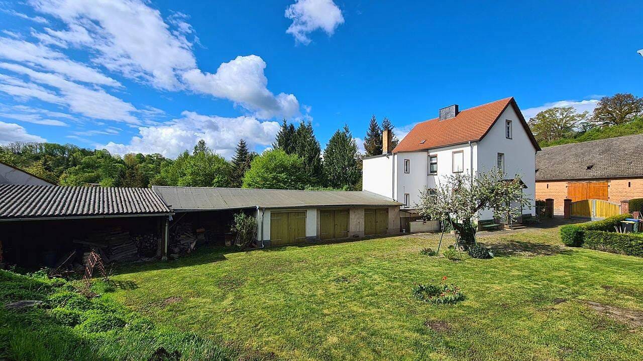 Immobilie in Oderberg - Großes Einfamilienhaus mit Einlieger-oder Ferienwohnung Garten Stall Garagen und Scheune in Oderberg - Bild 3