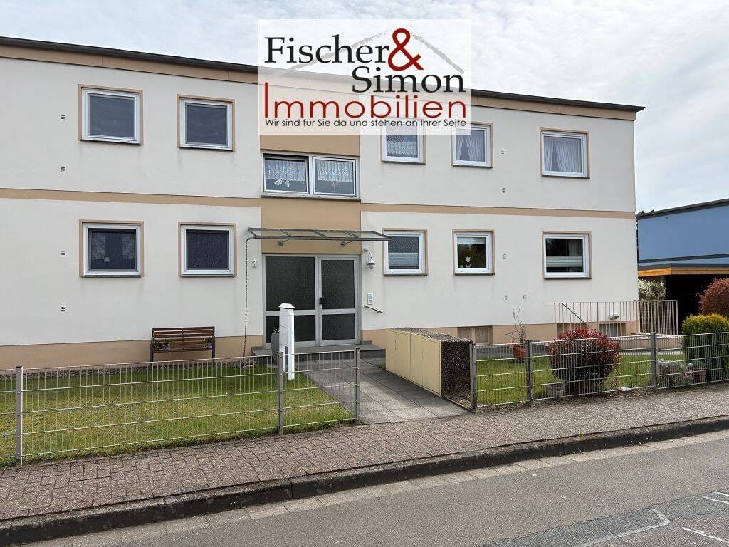 Immobilie in Liebenau - Liebenau- sehr gepflegte 3-4 Zi. Wohnung mit Carport, Balkon u. Gartenhaus-sofort bezugsfrei - Bild 2
