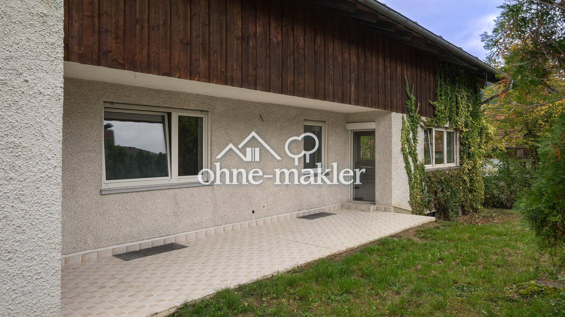 Immobilie in Bernried - Große Erdeschosswohnung, Kellerräume, Garage, Gartenanteil - Bild 2