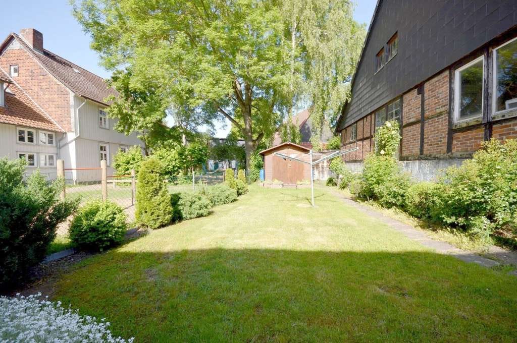 Immobilie in Goslar - Wie ein Haus - mit Garten! Gemütliche Maisonette-Wohnung mit 5 Zimmern, 2 Bädern + Garten. - Bild 4